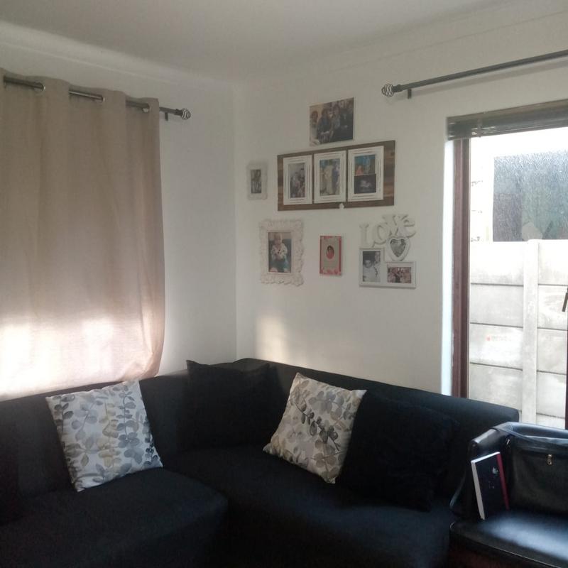To Let 2 Bedroom Property for Rent in Weltevreden Valley Western Cape